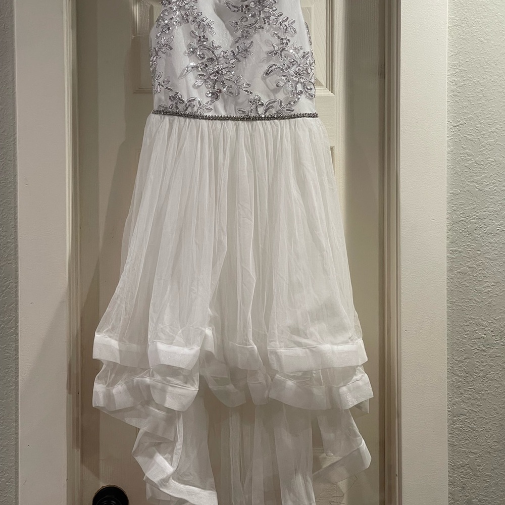 JCPenney White and Silver Formal Kids Dress